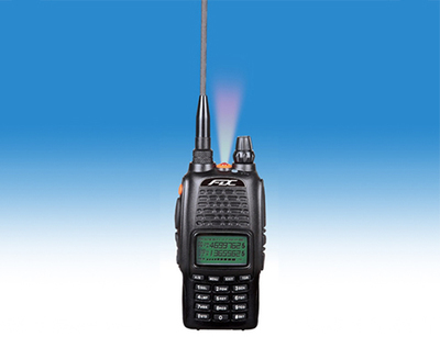 無線電對講機(jī) 現(xiàn)代通訊的基礎(chǔ)設(shè)備與實用指南